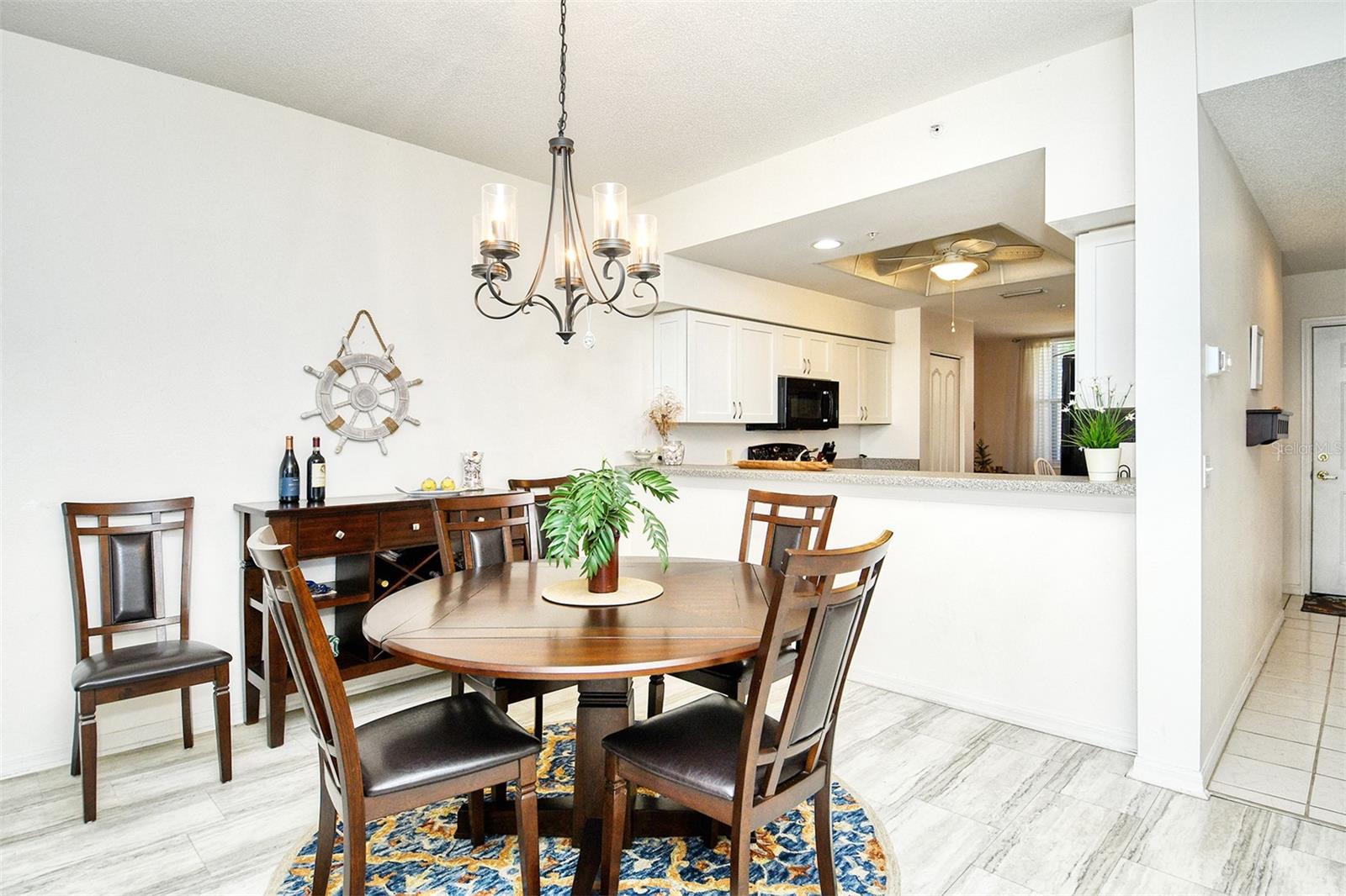 HERITAGE OAKS GOLF & COUNTRY CLUB - Residential