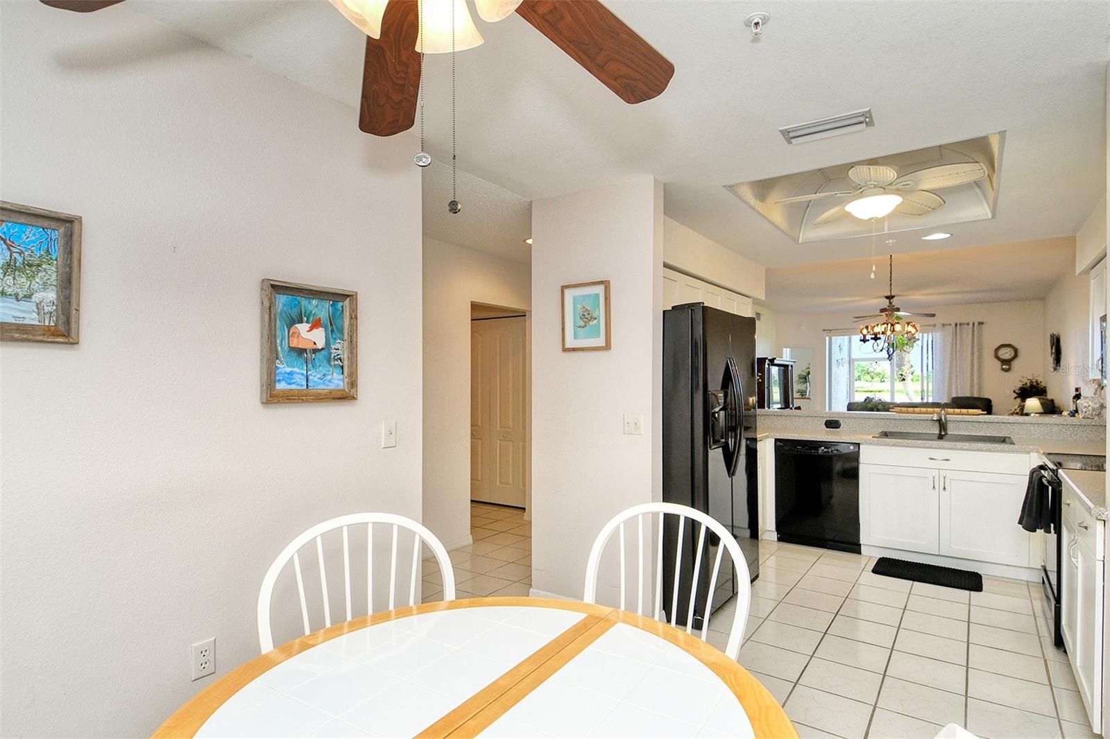 HERITAGE OAKS GOLF & COUNTRY CLUB - Residential