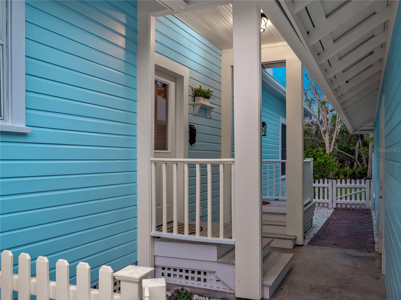 EAGLE POINT CLUB THE - Residential