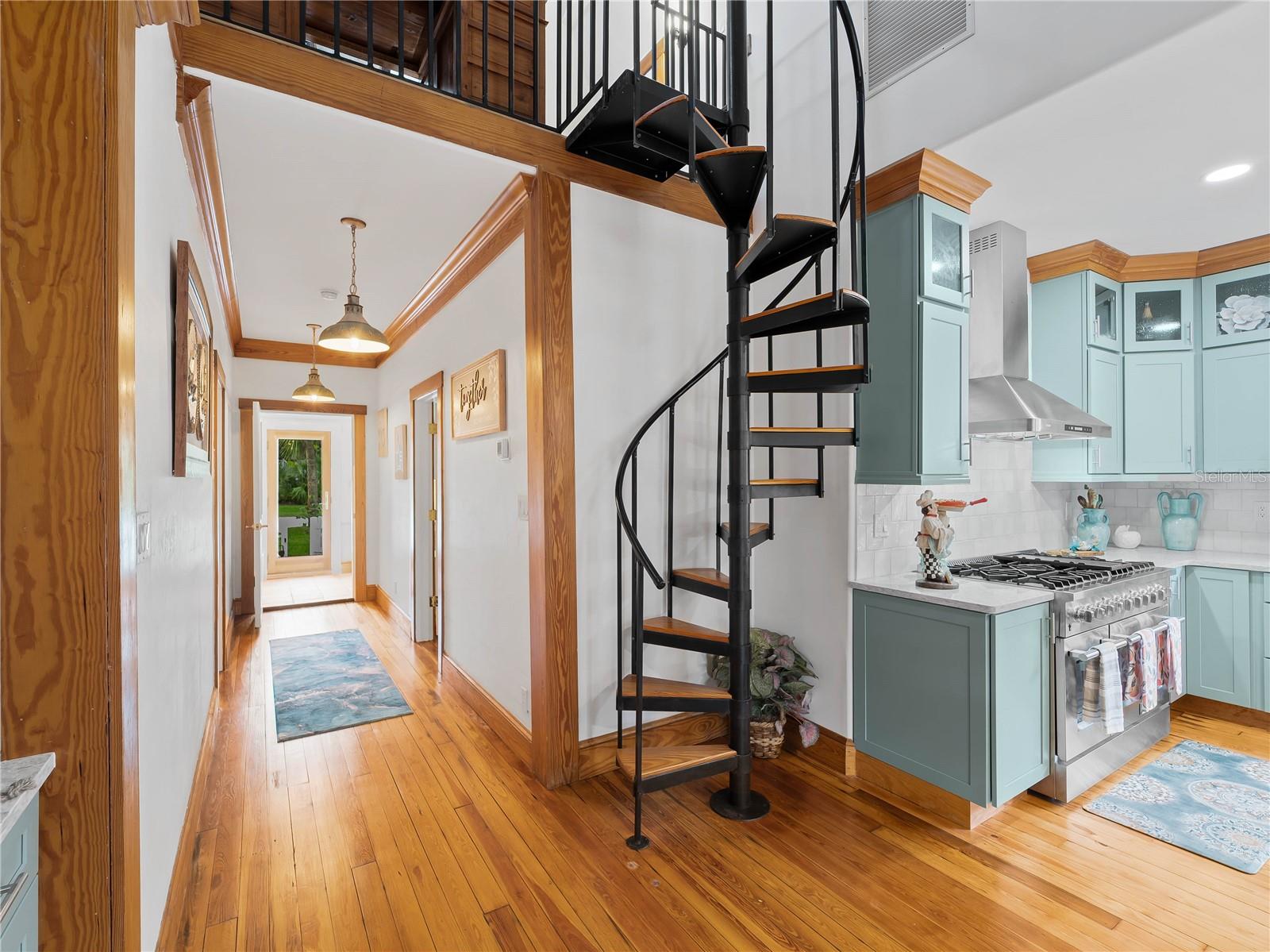 EAGLE POINT CLUB THE - Residential