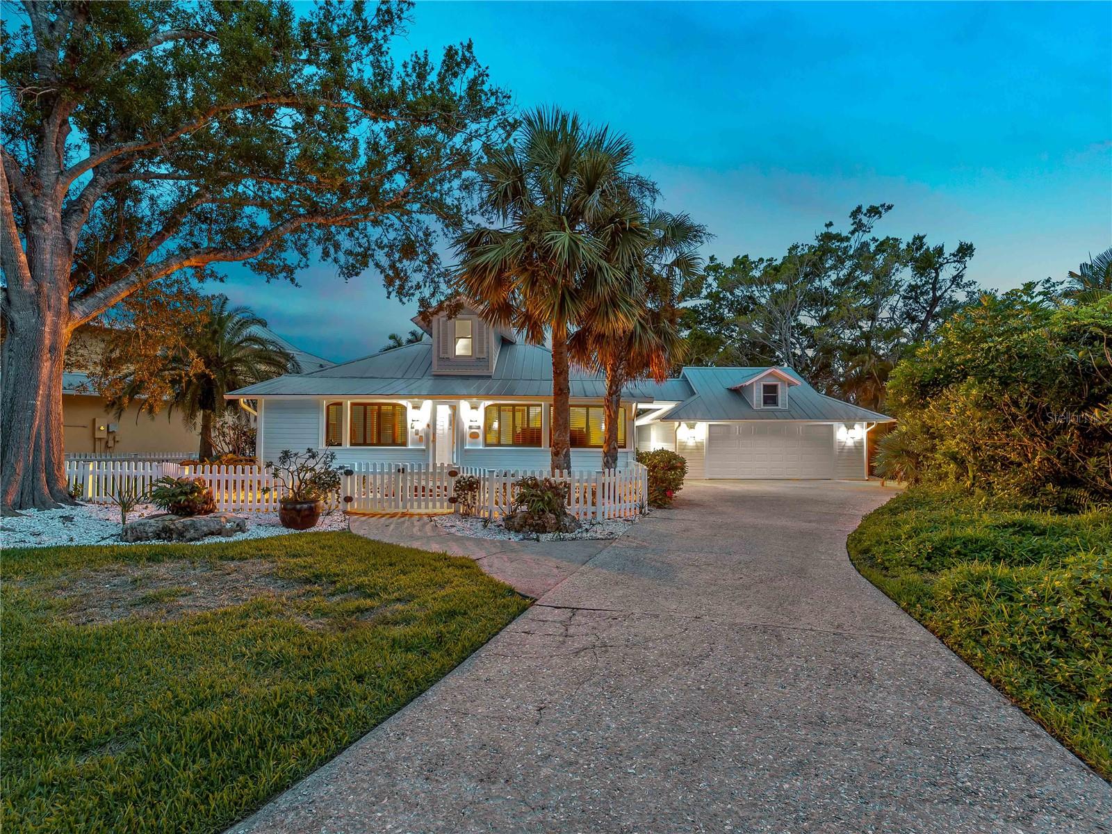 EAGLE POINT CLUB THE - Residential