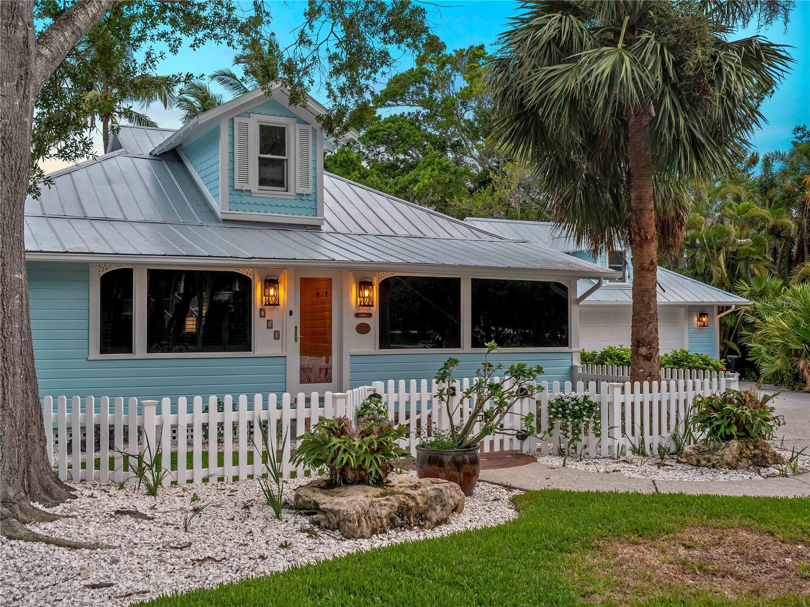 EAGLE POINT CLUB THE - Residential