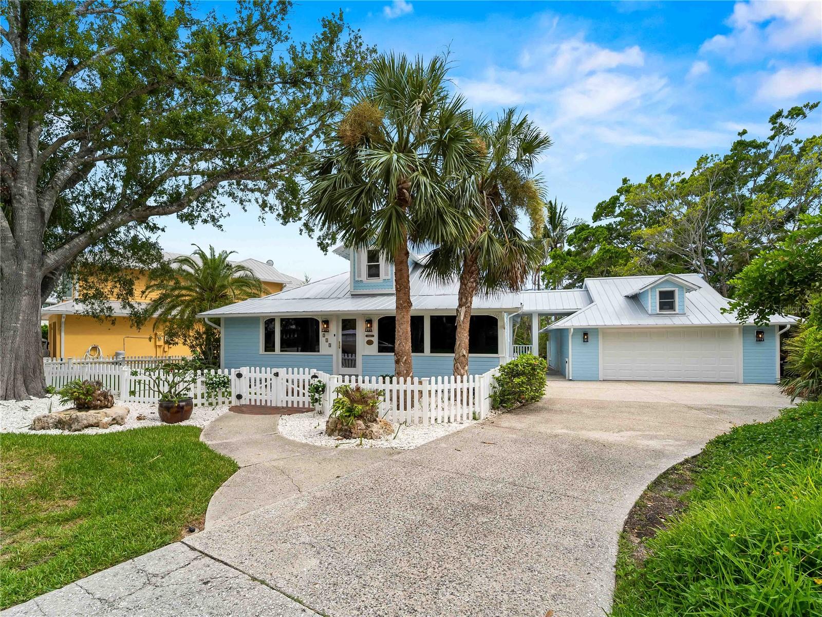 713 EAGLE POINT DRIVE