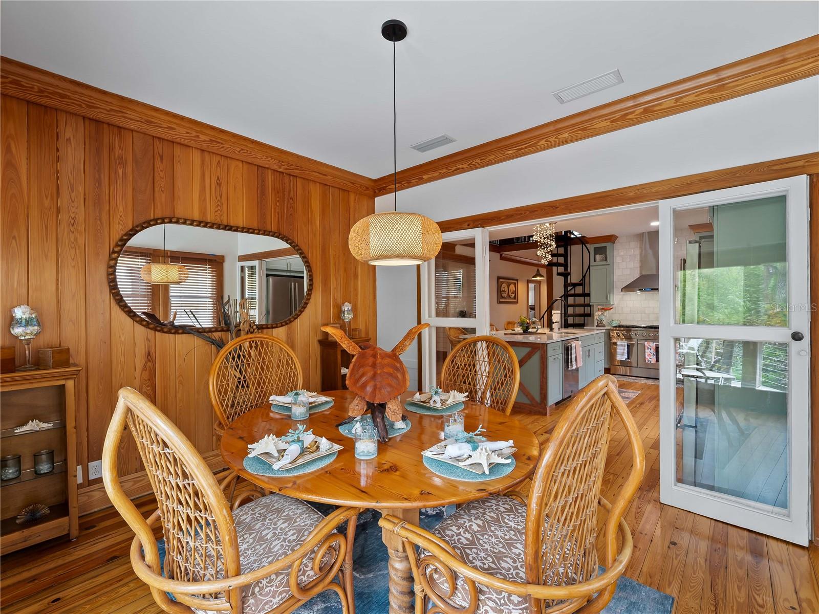 EAGLE POINT CLUB THE - Residential