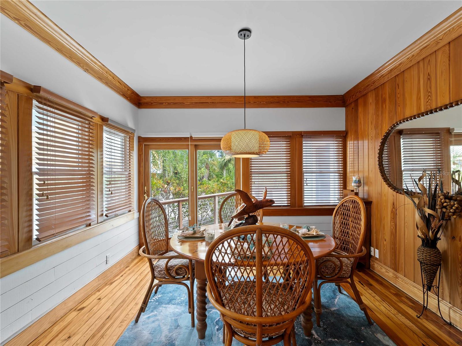 EAGLE POINT CLUB THE - Residential