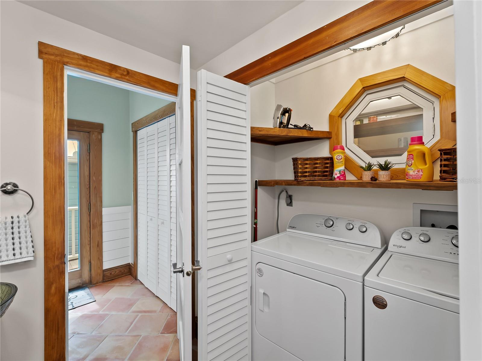 EAGLE POINT CLUB THE - Residential