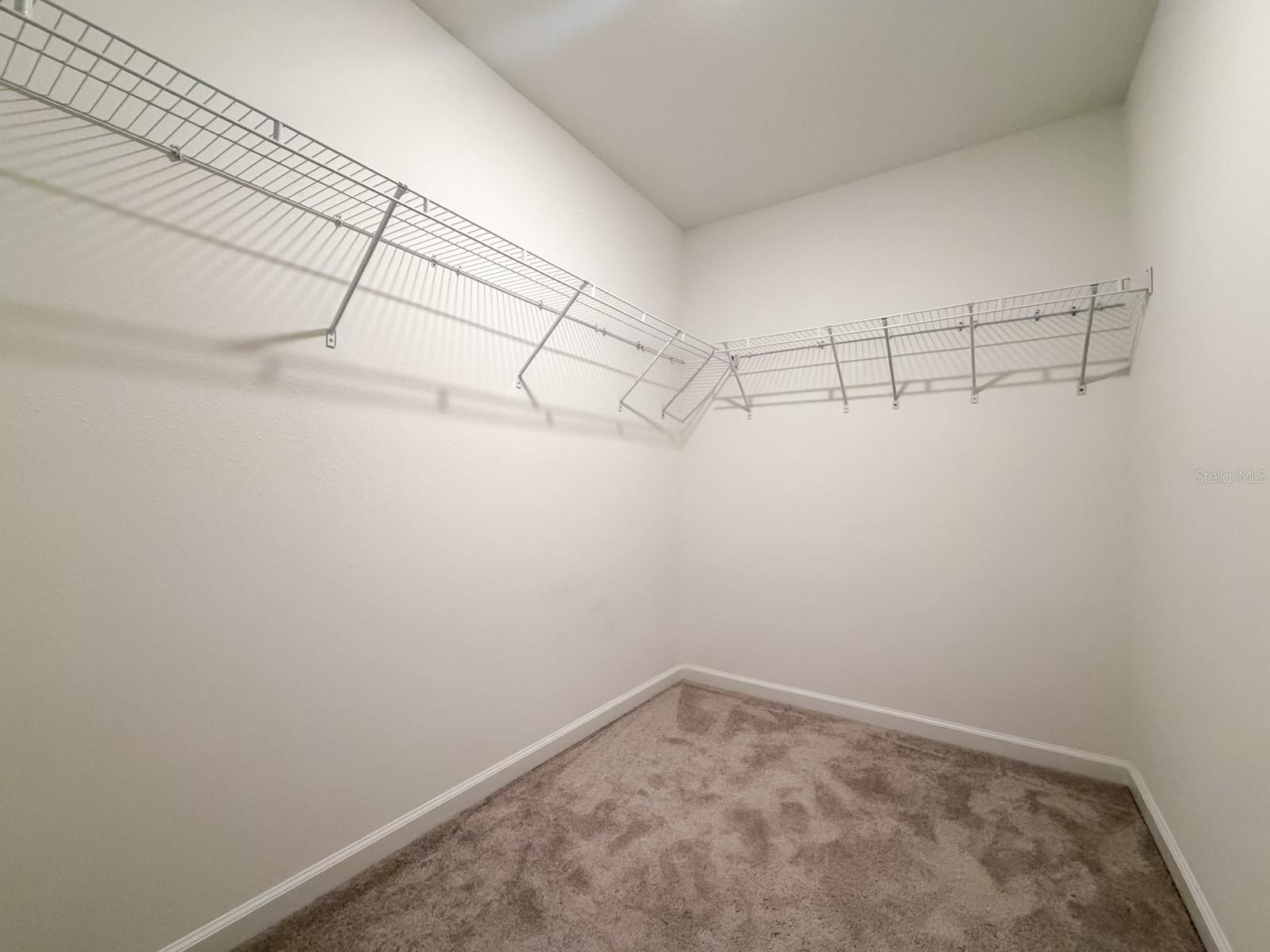 TARA LANE PB 37 PG 93 - Residential