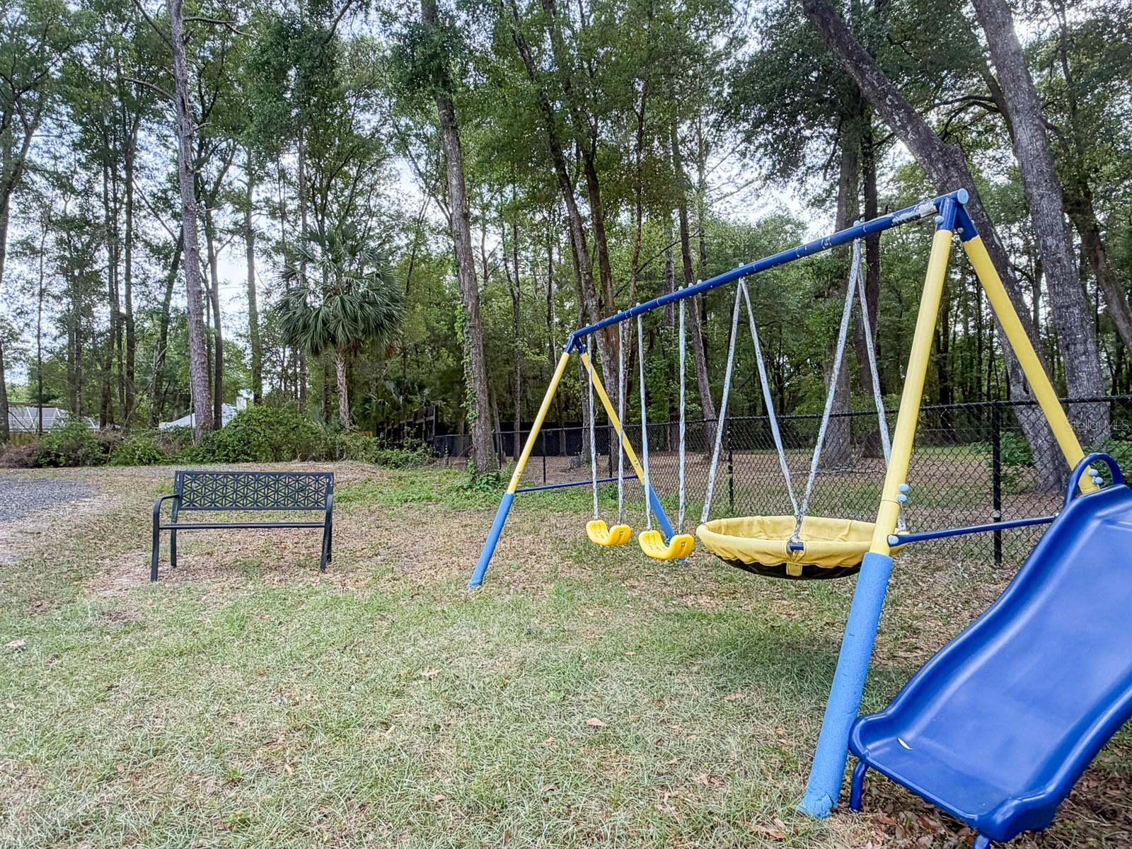 TARA LANE PB 37 PG 93 - Residential