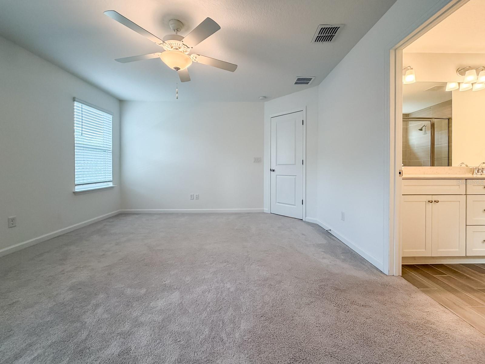 TARA LANE PB 37 PG 93 - Residential