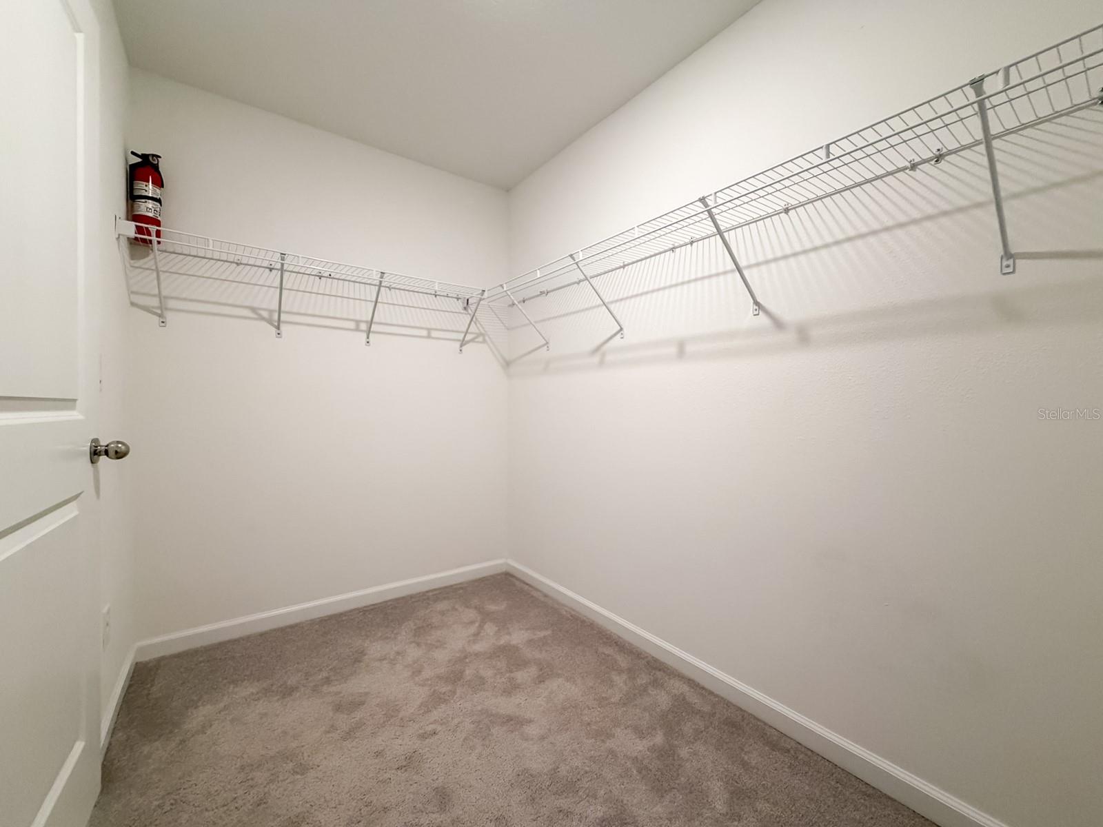 TARA LANE PB 37 PG 93 - Residential