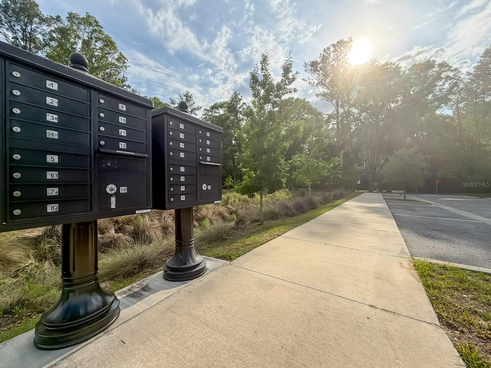 TARA LANE PB 37 PG 93 - Residential