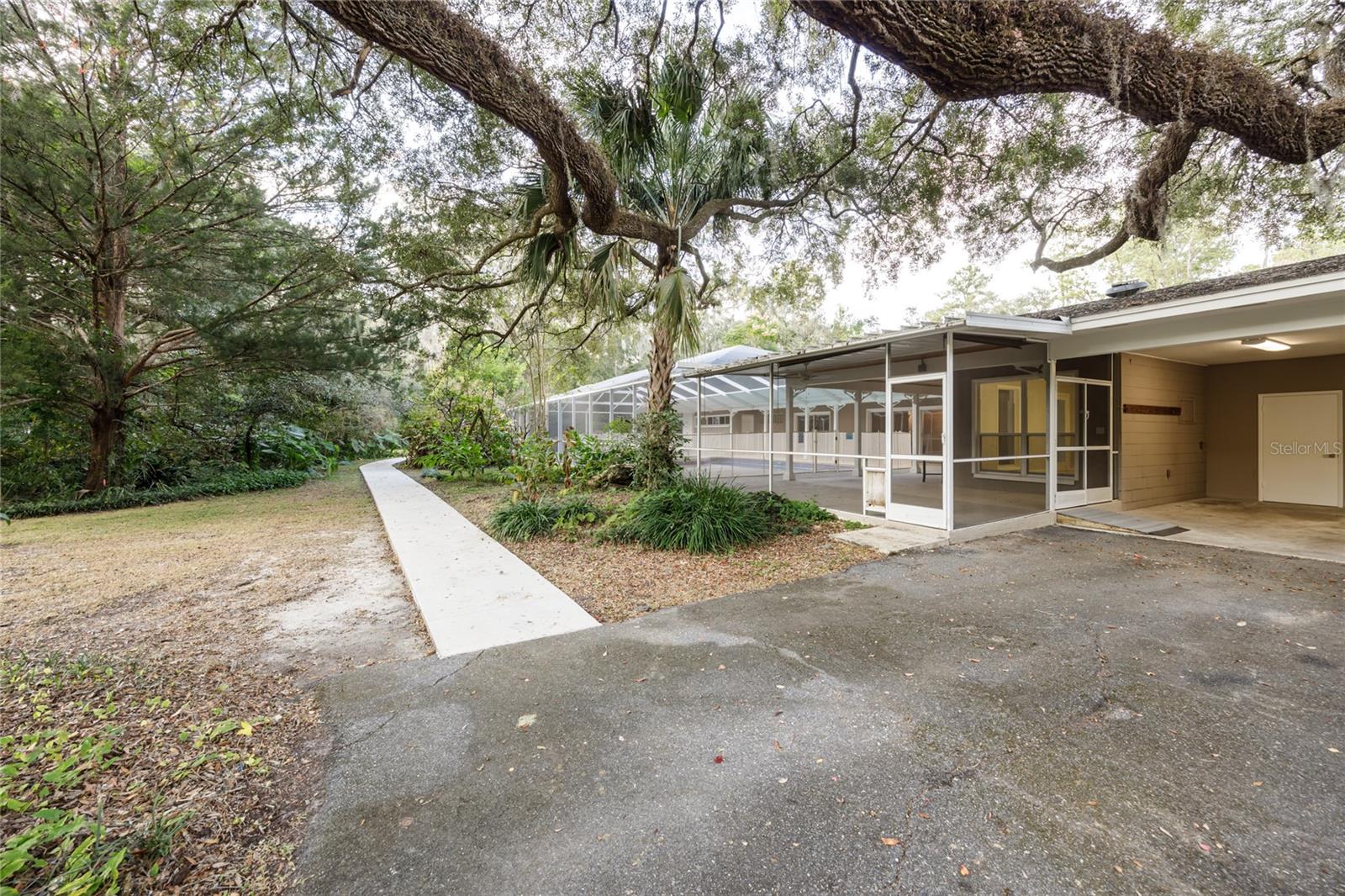 KENWOOD - Residential