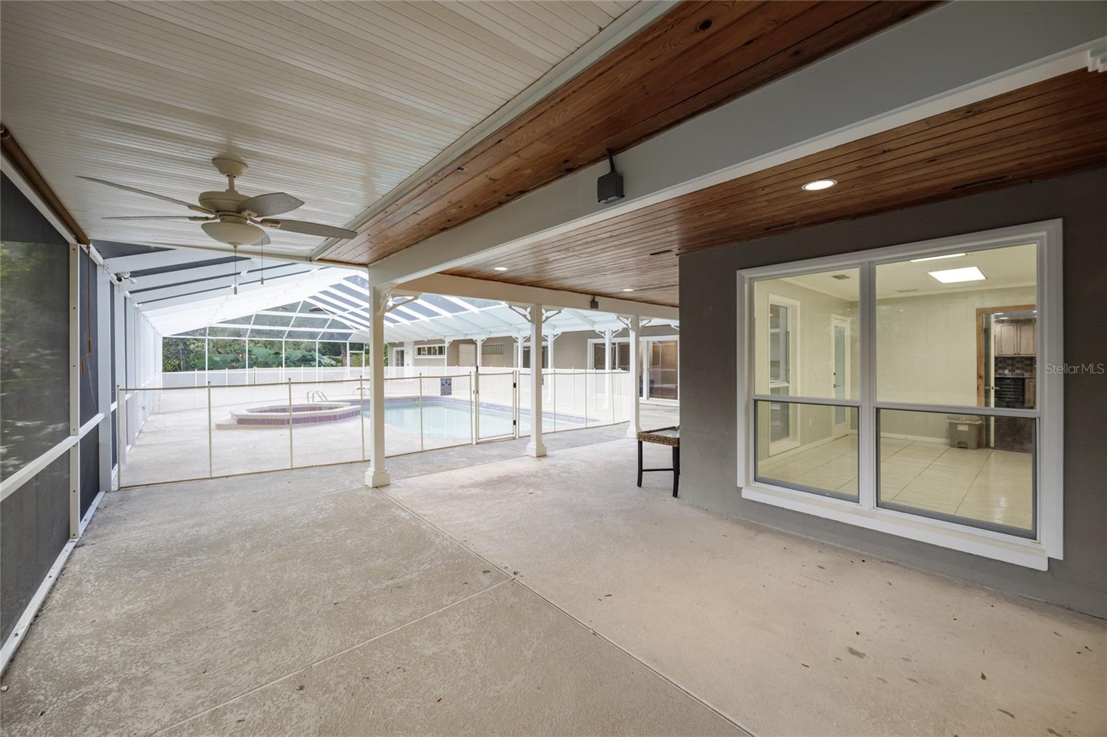 KENWOOD - Residential