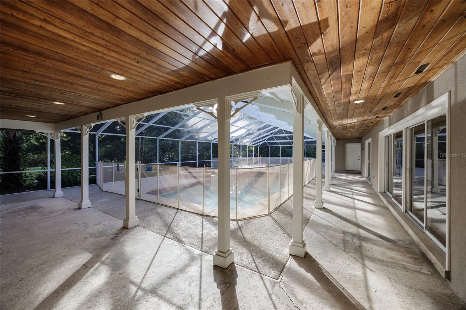 KENWOOD - Residential