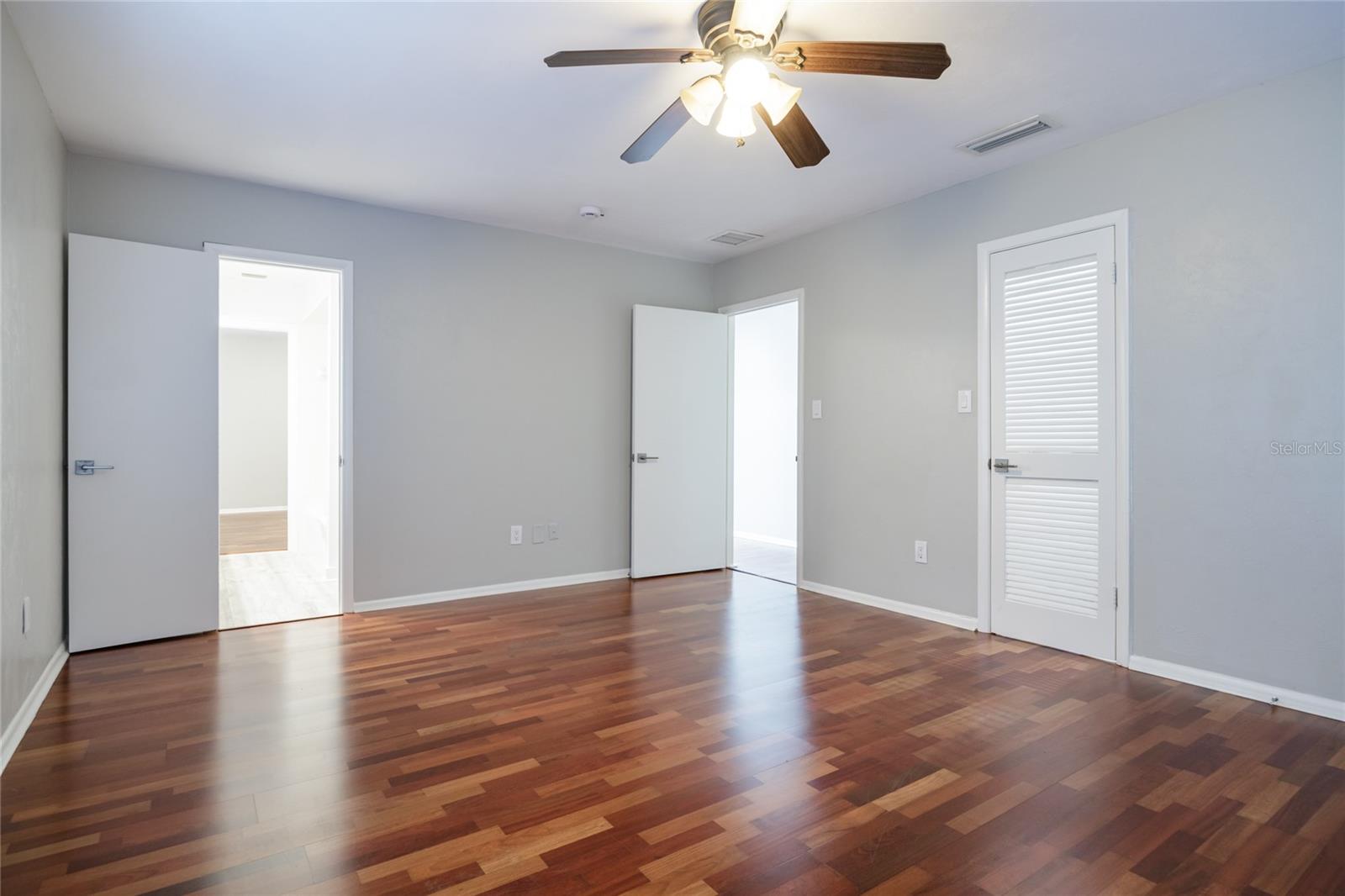 KENWOOD - Residential