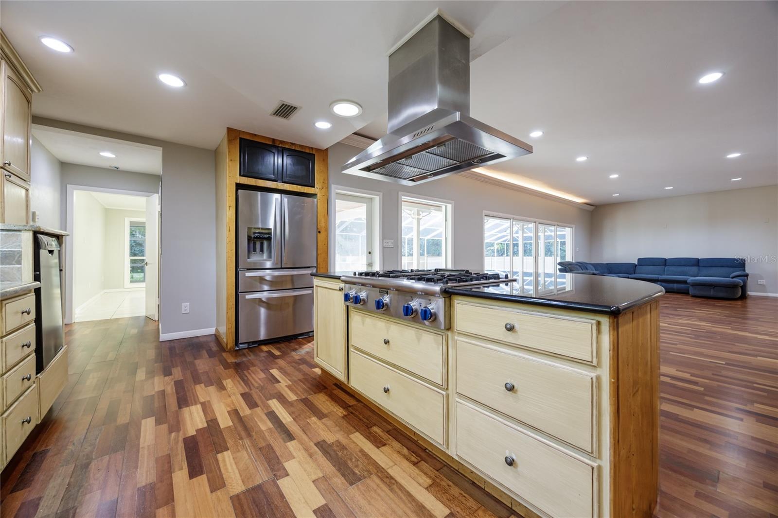 KENWOOD - Residential