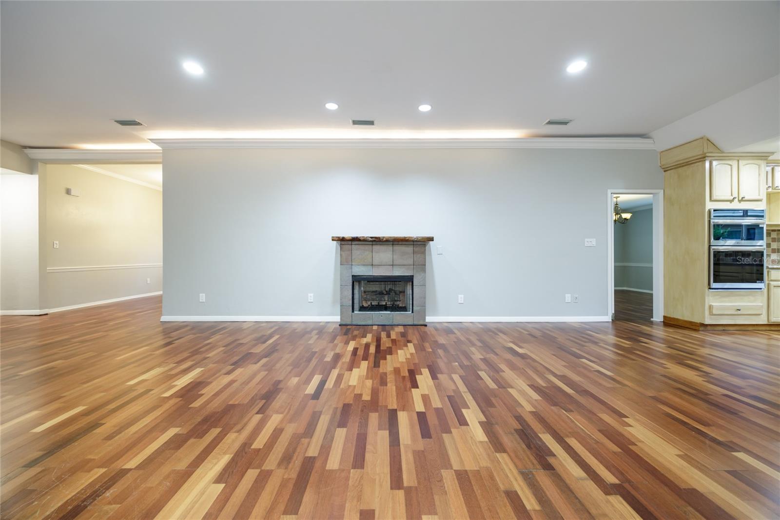 KENWOOD - Residential