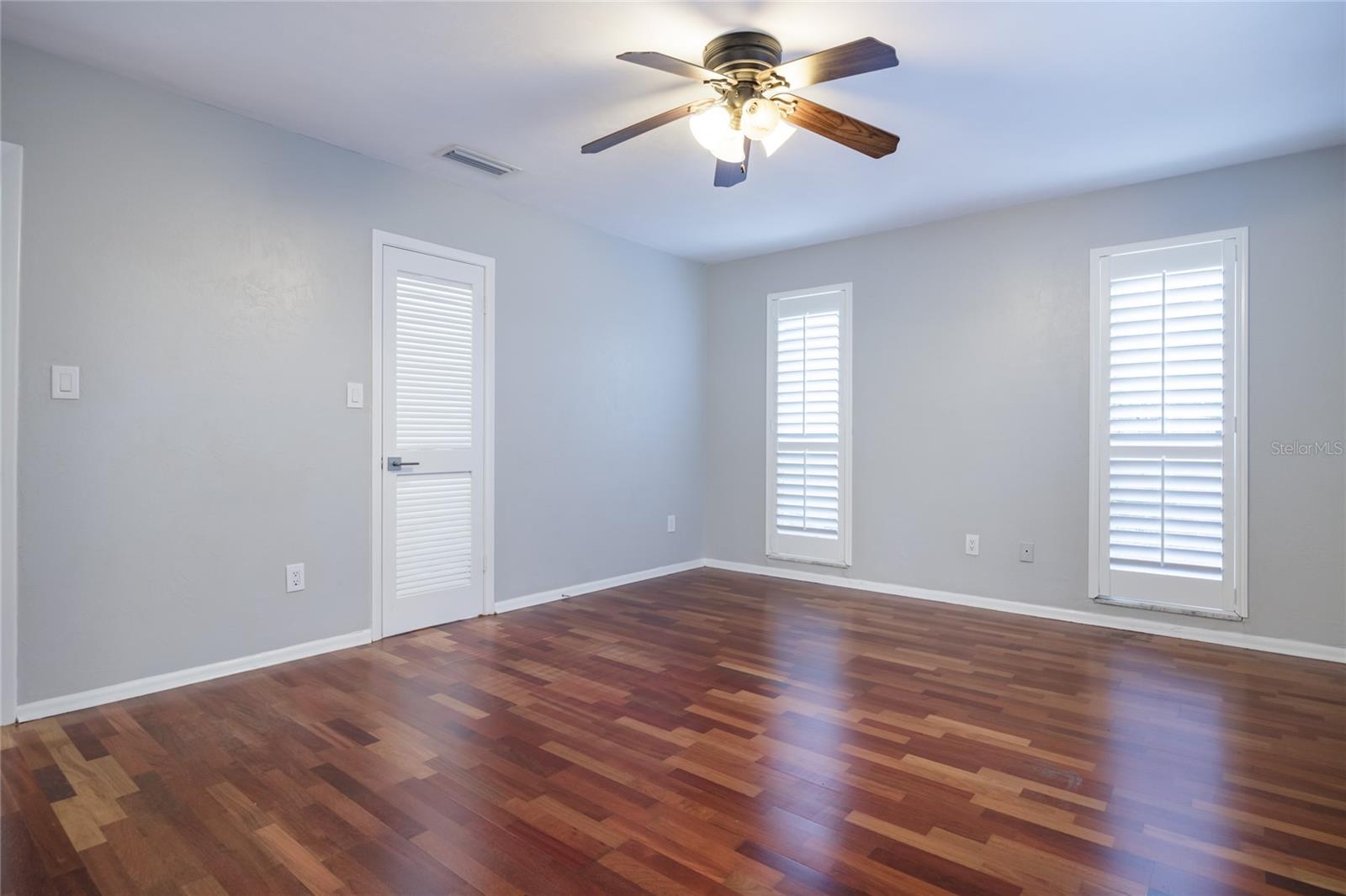 KENWOOD - Residential