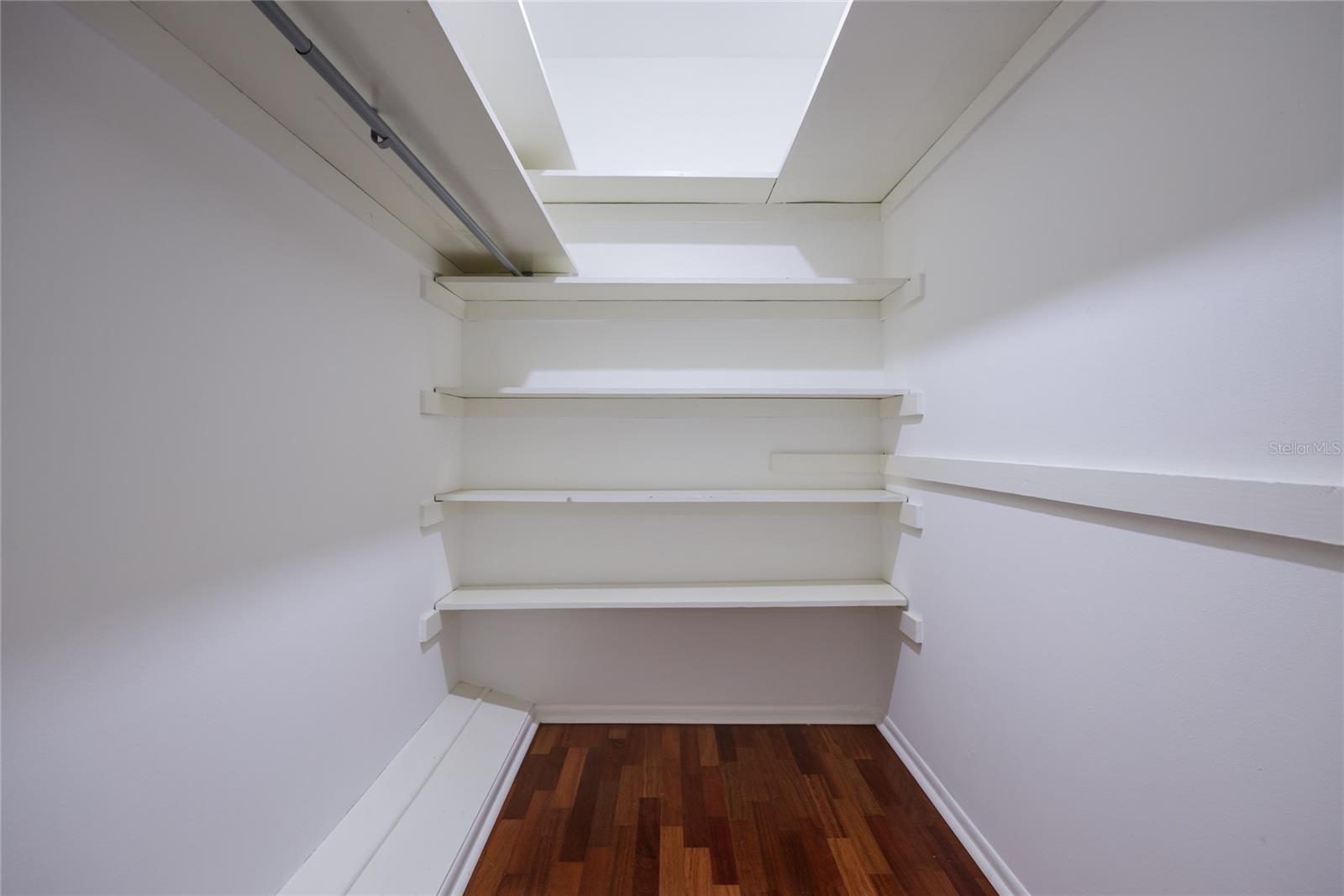 KENWOOD - Residential