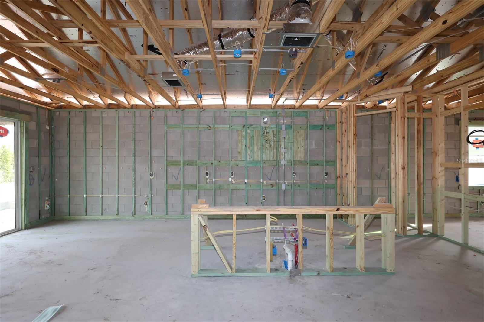 CENTER LAKE ON THE PARK - Residential