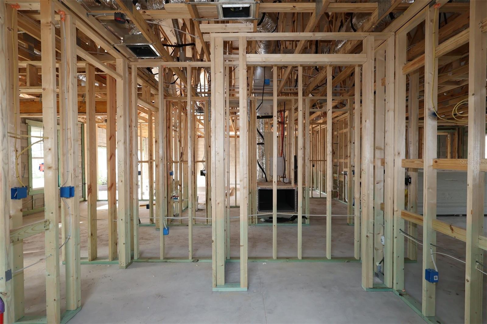 CENTER LAKE ON THE PARK - Residential