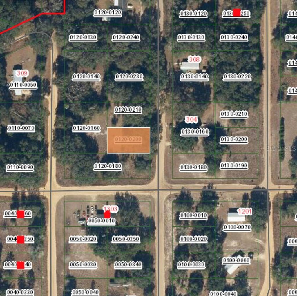 Photo of 303 Milton Avenue, Interlachen, FL 32148 (MLS # FC315473)