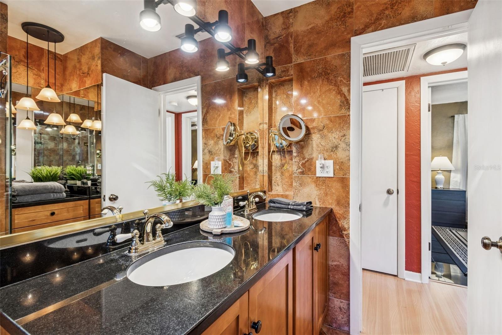 LUCYMAR 5TH ADD - Residential