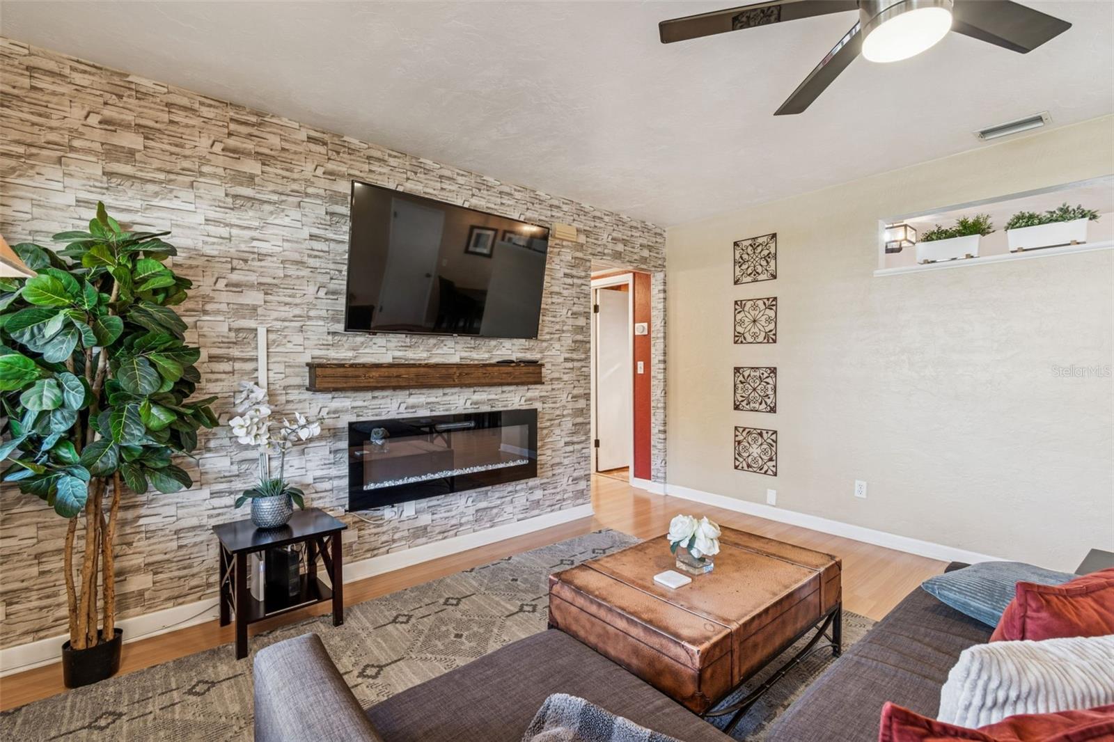 LUCYMAR 5TH ADD - Residential