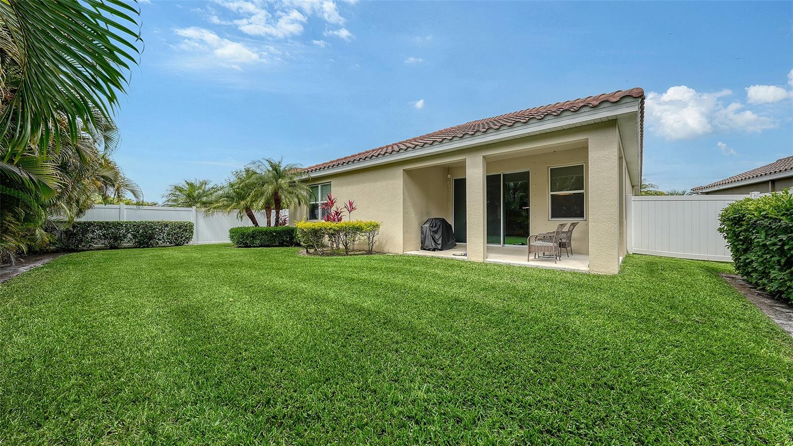 SOLEIL WEST PH II - Residential