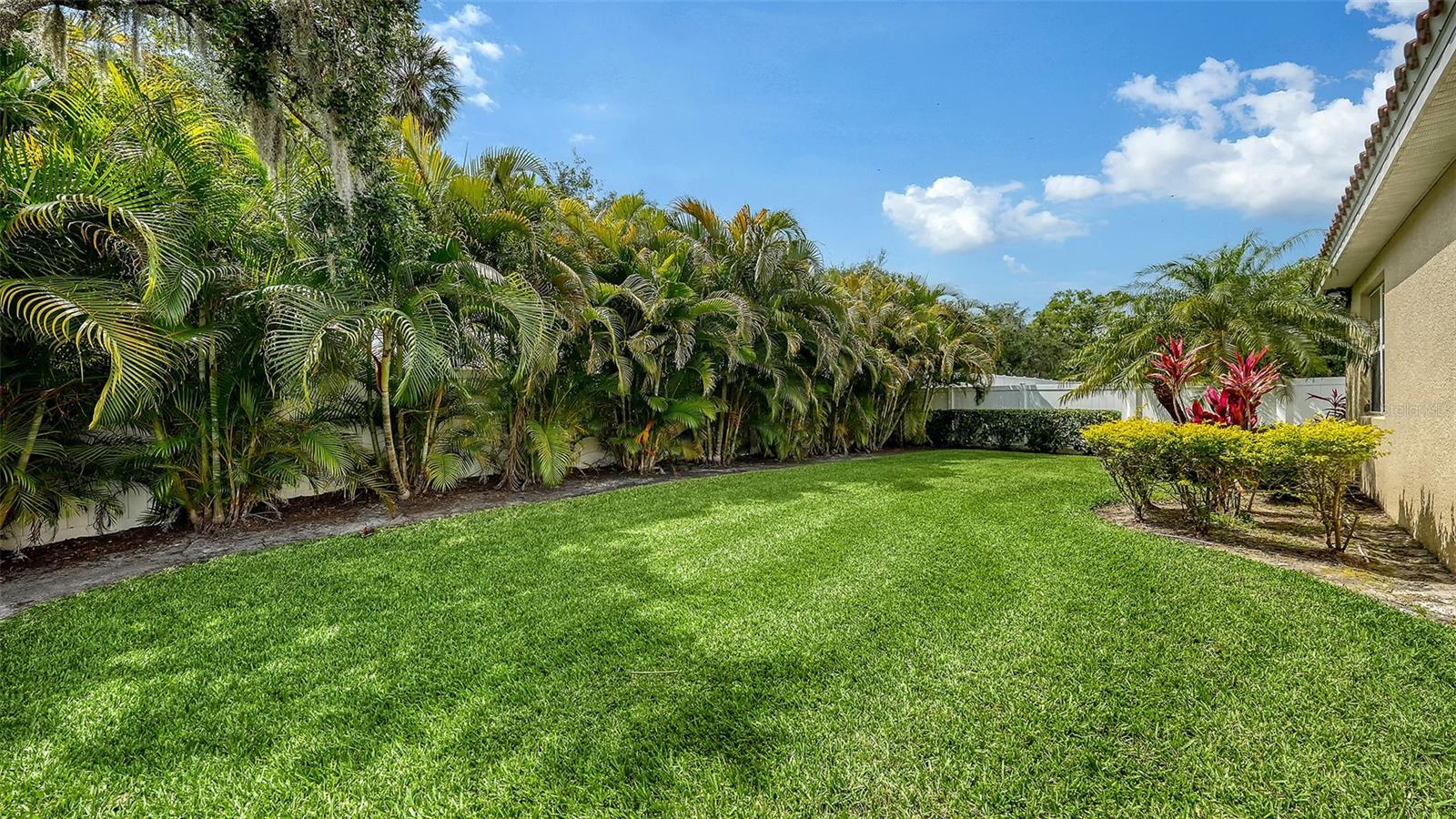 SOLEIL WEST PH II - Residential
