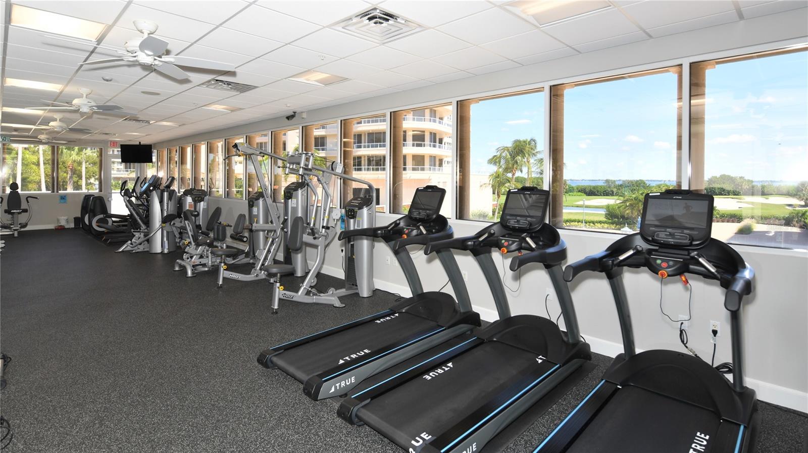 GRAND BAY 5 - Residential