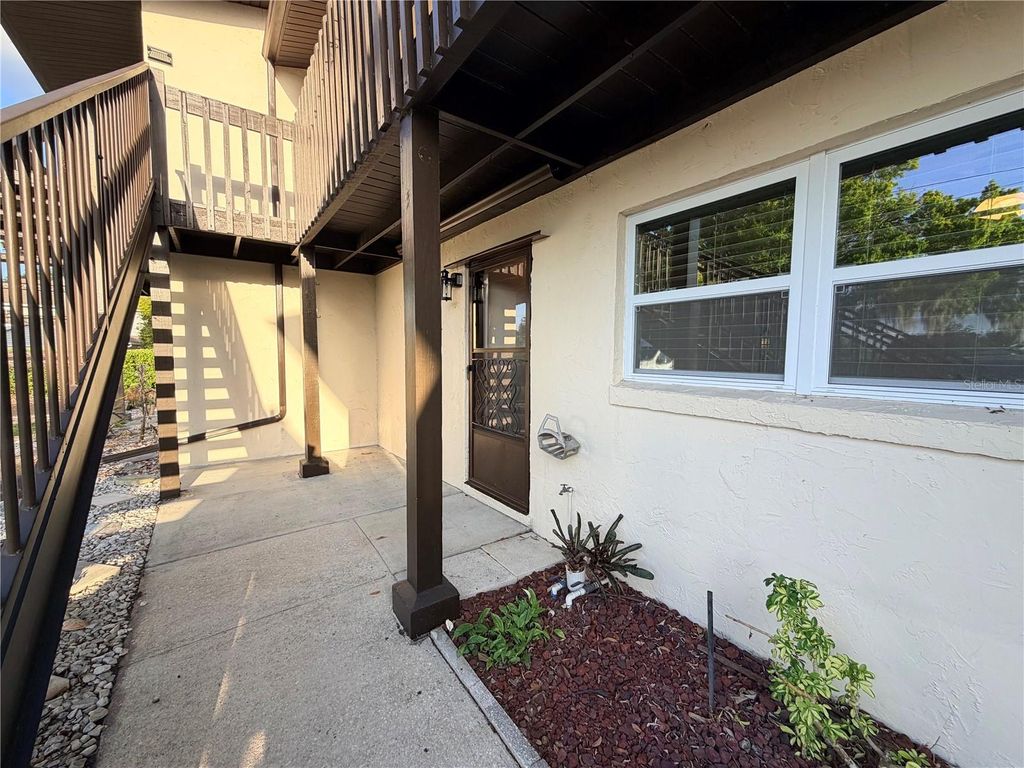 Photo of 900 Avenue Z SE #C2, Winter Haven, FL 33880 (MLS # O6403234)