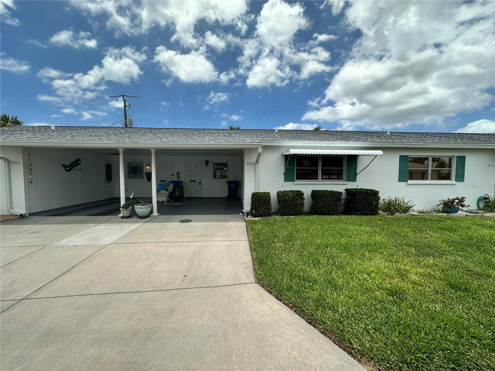 This villa is priced to sell! New AC and paint in June 2024. Wonderful location just across from the clubhouse and pool in the pristine community of Parkway Villas. Conveniently located near shopping, restaurants, library, SRQ airport and the beautiful beaches of Anna Maria Island. Please note this is a 55+ community and you must own for two years before you are allowed to rent and no pets are allowed.