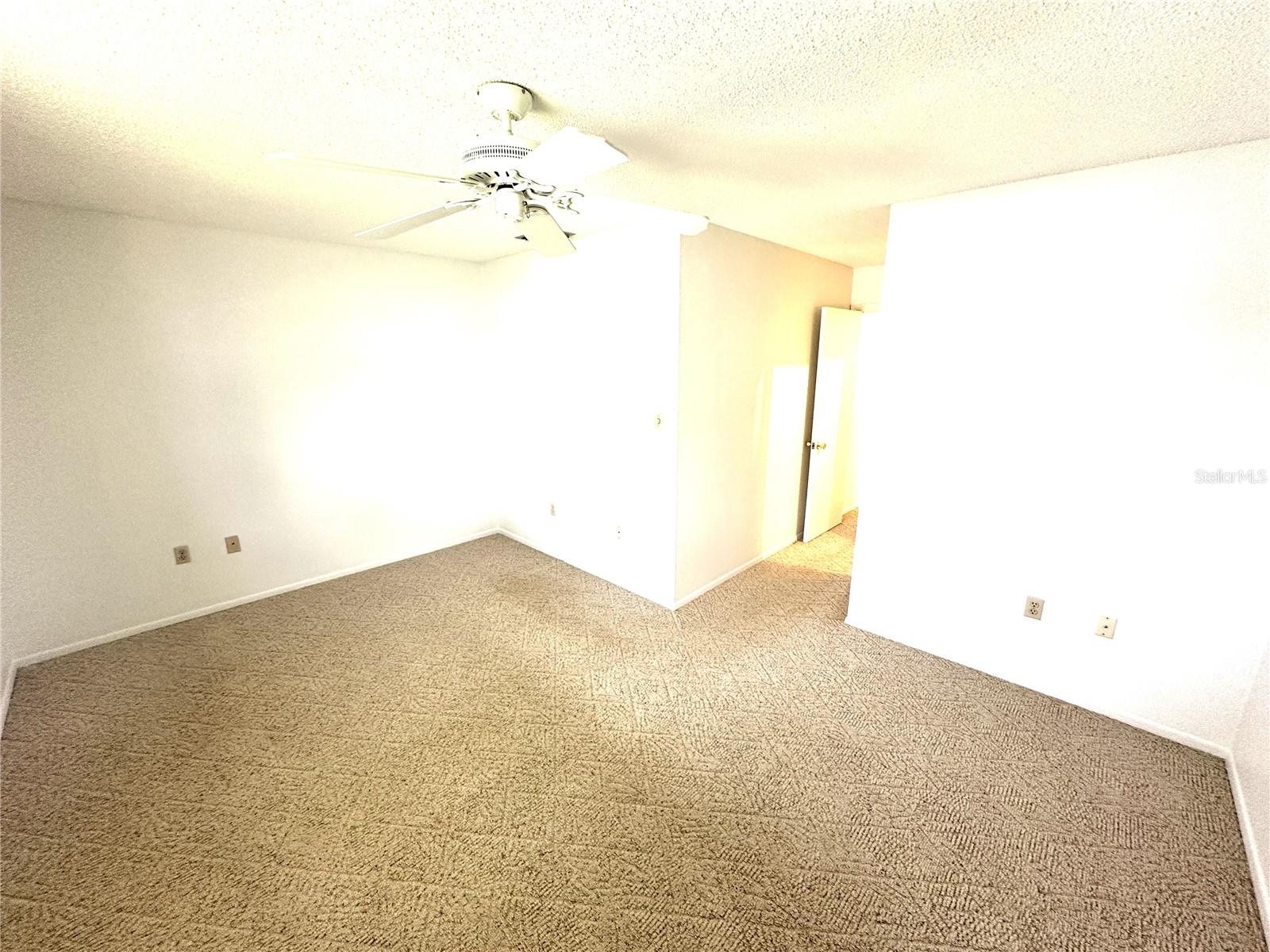 PARKWAY VILLAS - Residential