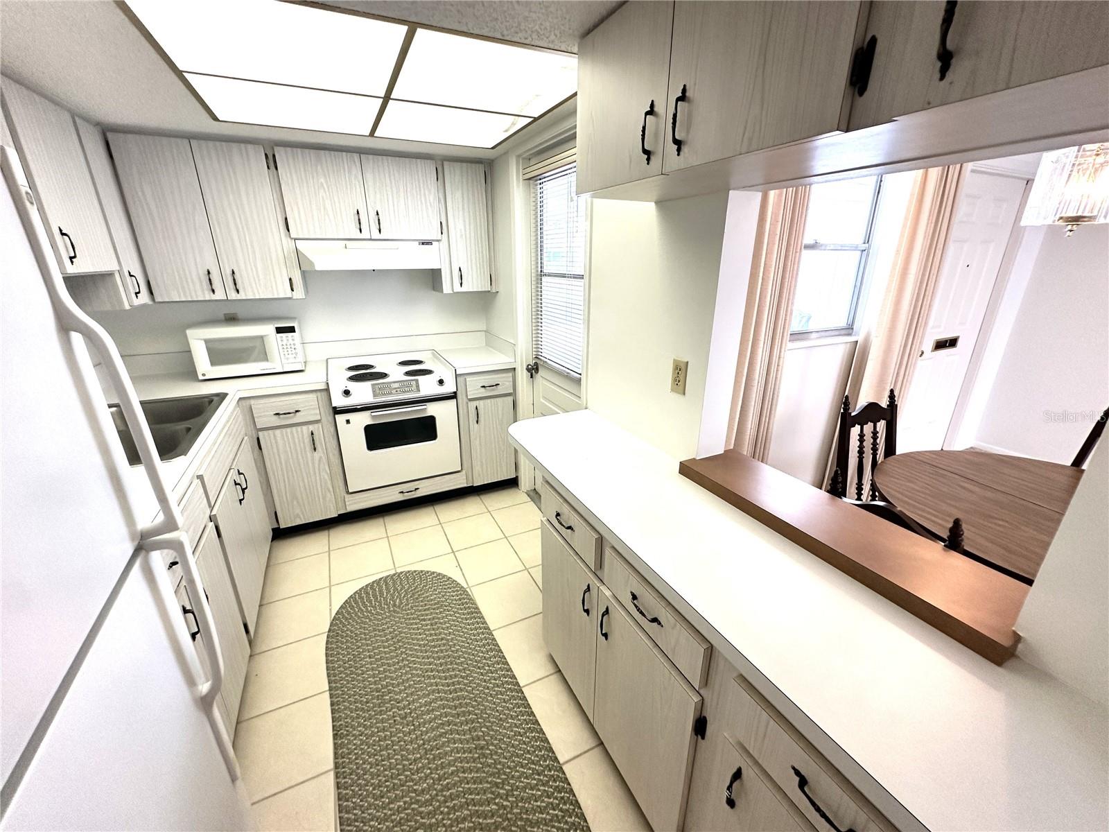 PARKWAY VILLAS - Residential