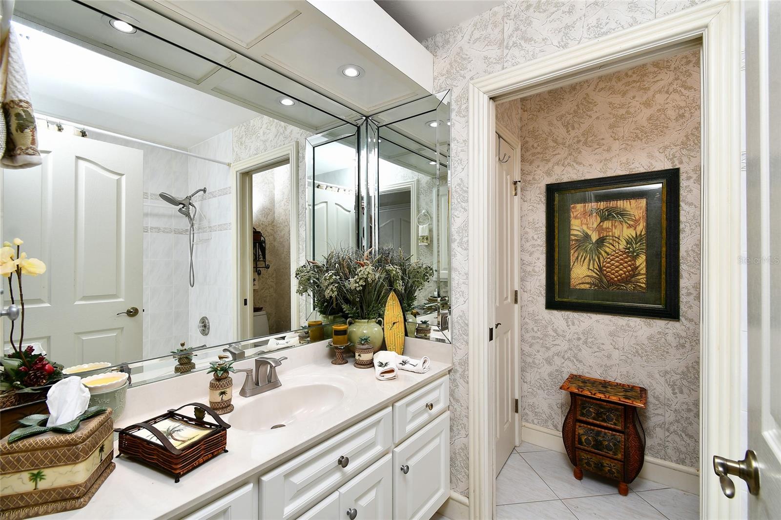 ADMIRALS POINT - Residential