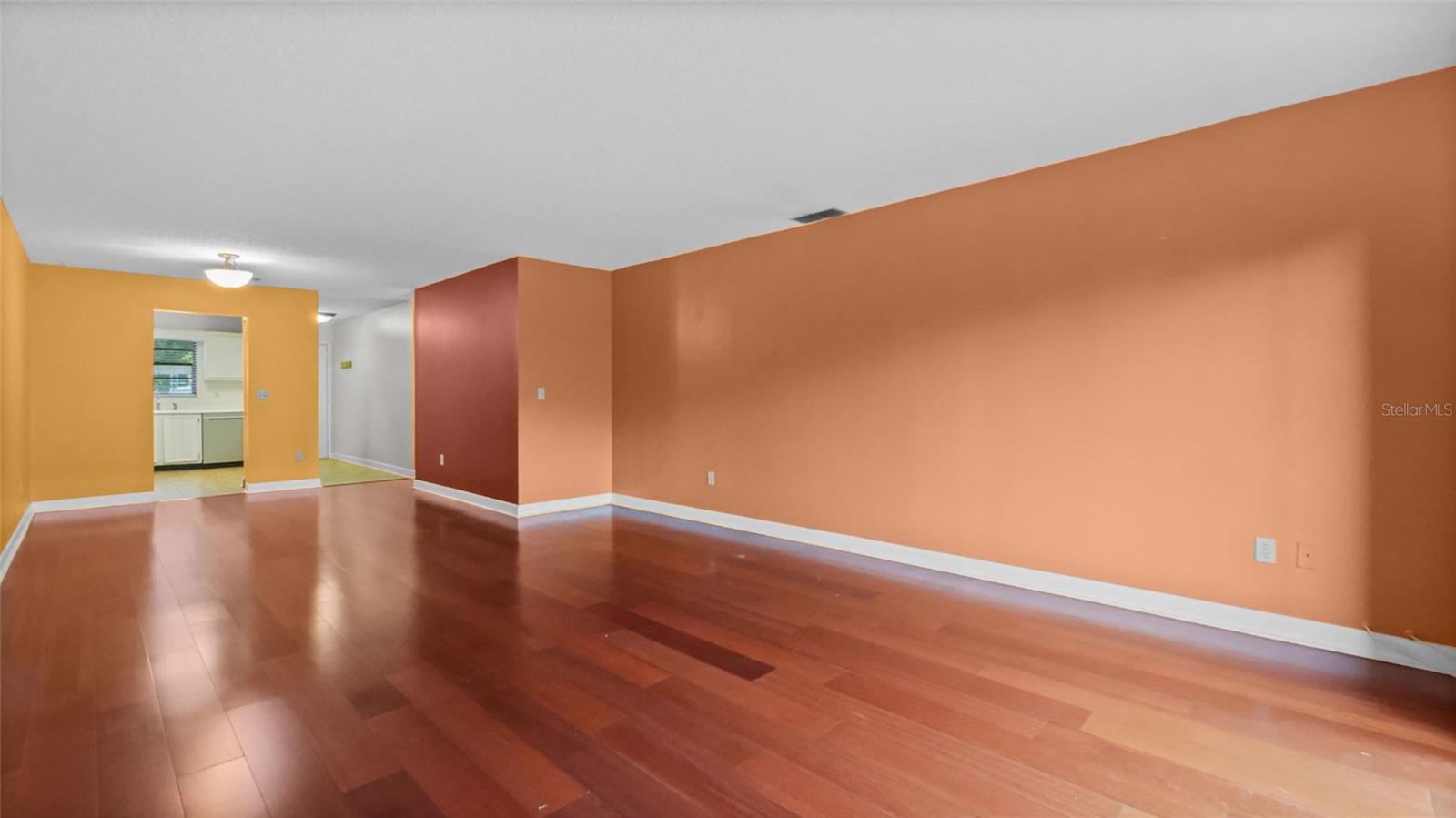 6070 80TH STREET N 109
