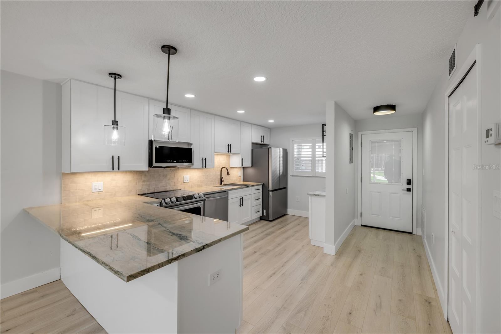 325 N CAUSEWAY B101