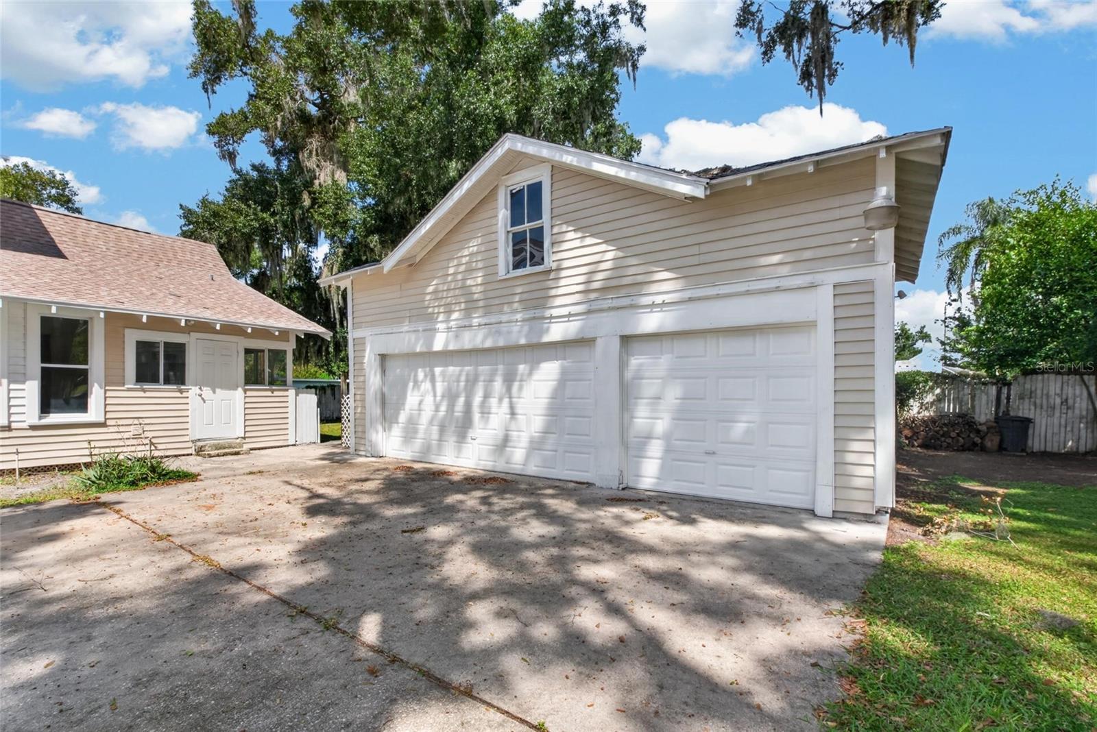 408 W HERRING STREET