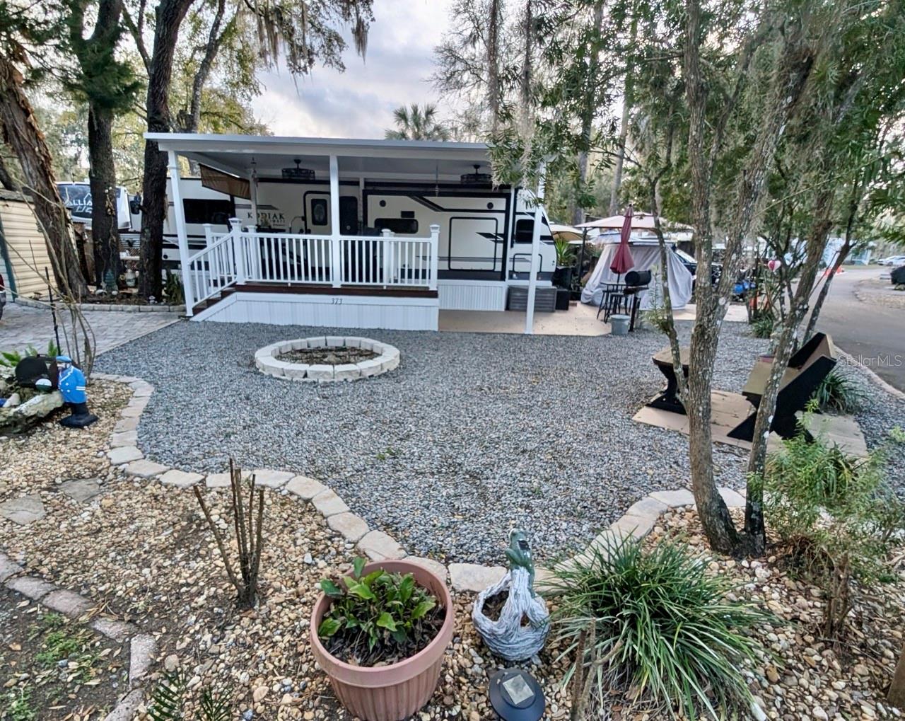 SALT SPRINGS RESORT - Land