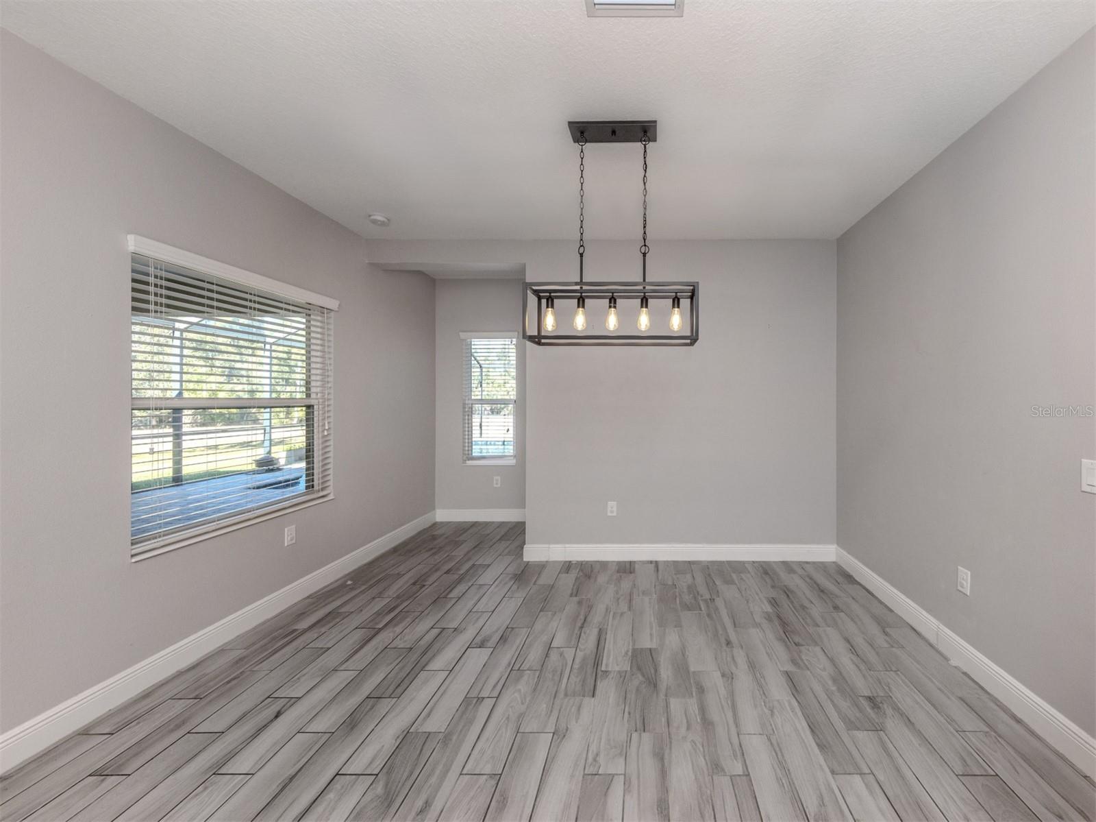 WINDWOOD - Residential