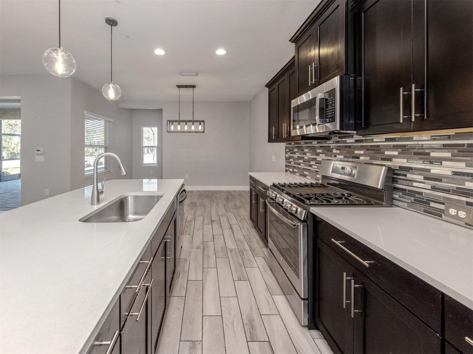 WINDWOOD - Residential