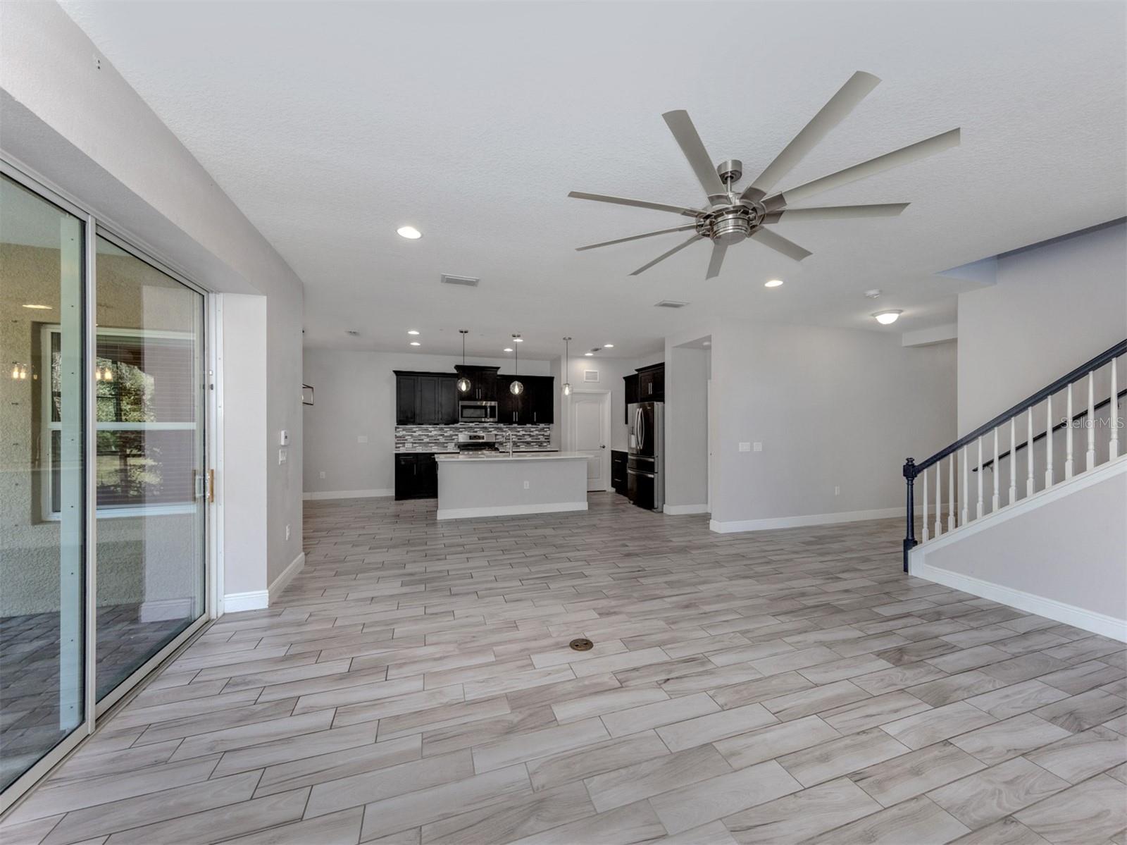 WINDWOOD - Residential