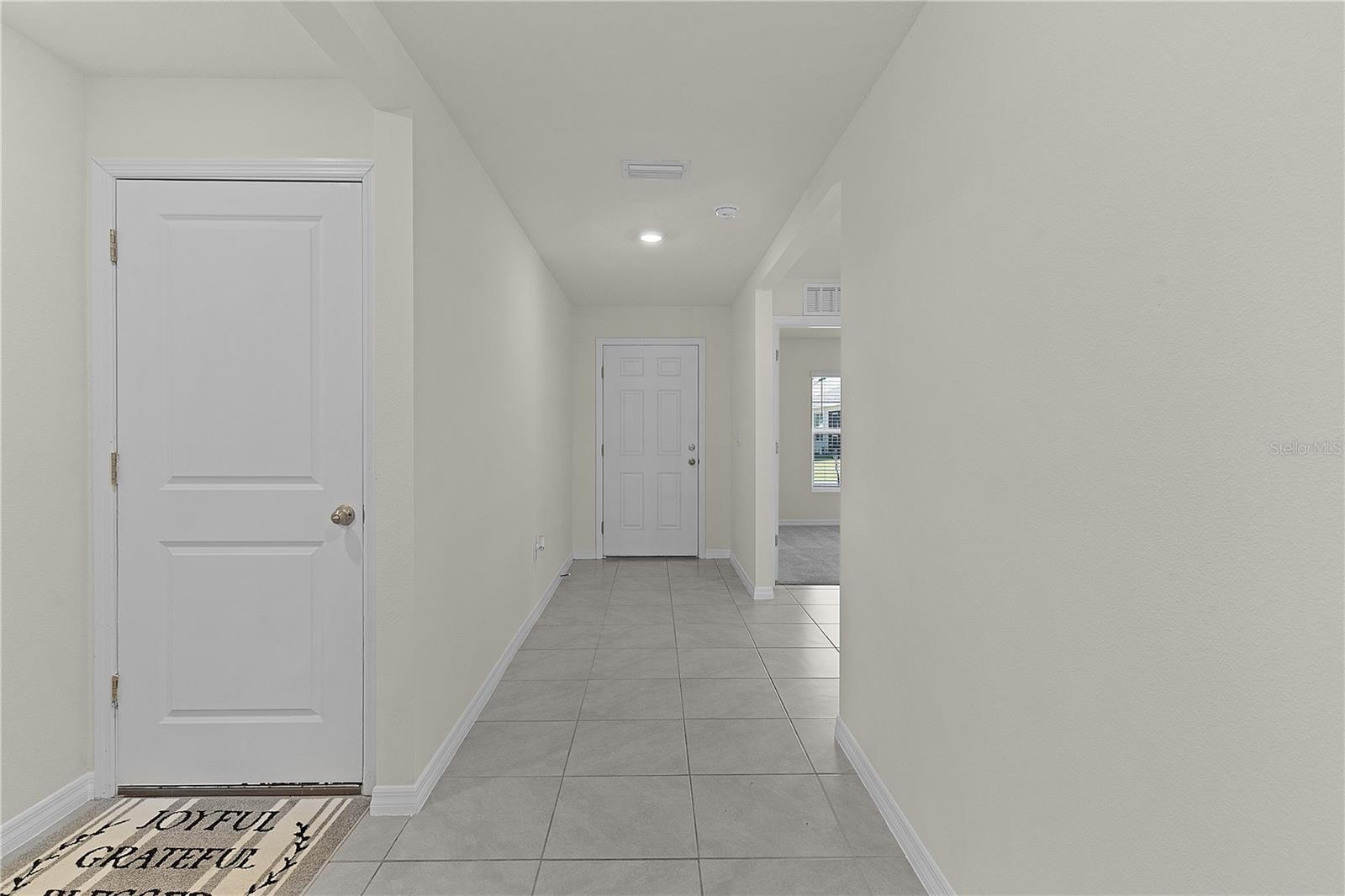 TRIUMPH SOUTH PH 1 - Residential