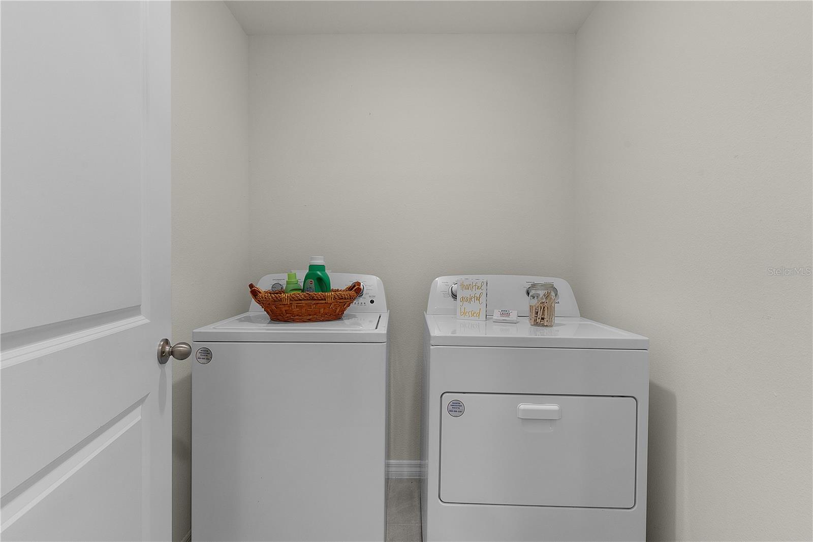 TRIUMPH SOUTH PH 1 - Residential