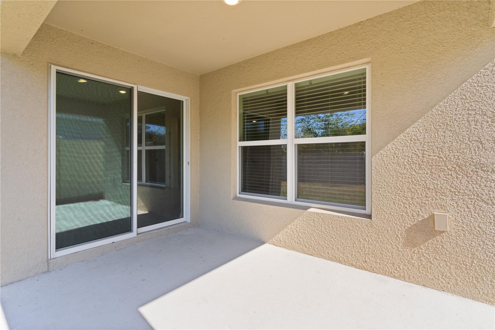 TRIUMPH SOUTH PH 1 - Residential