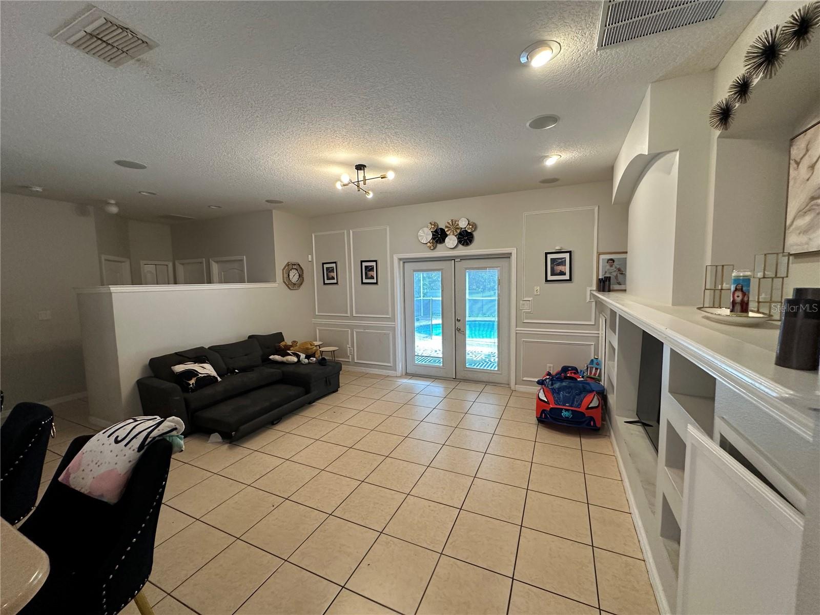 LEESBURG SLEEPY HOLLOW FIRST ADD - Residential