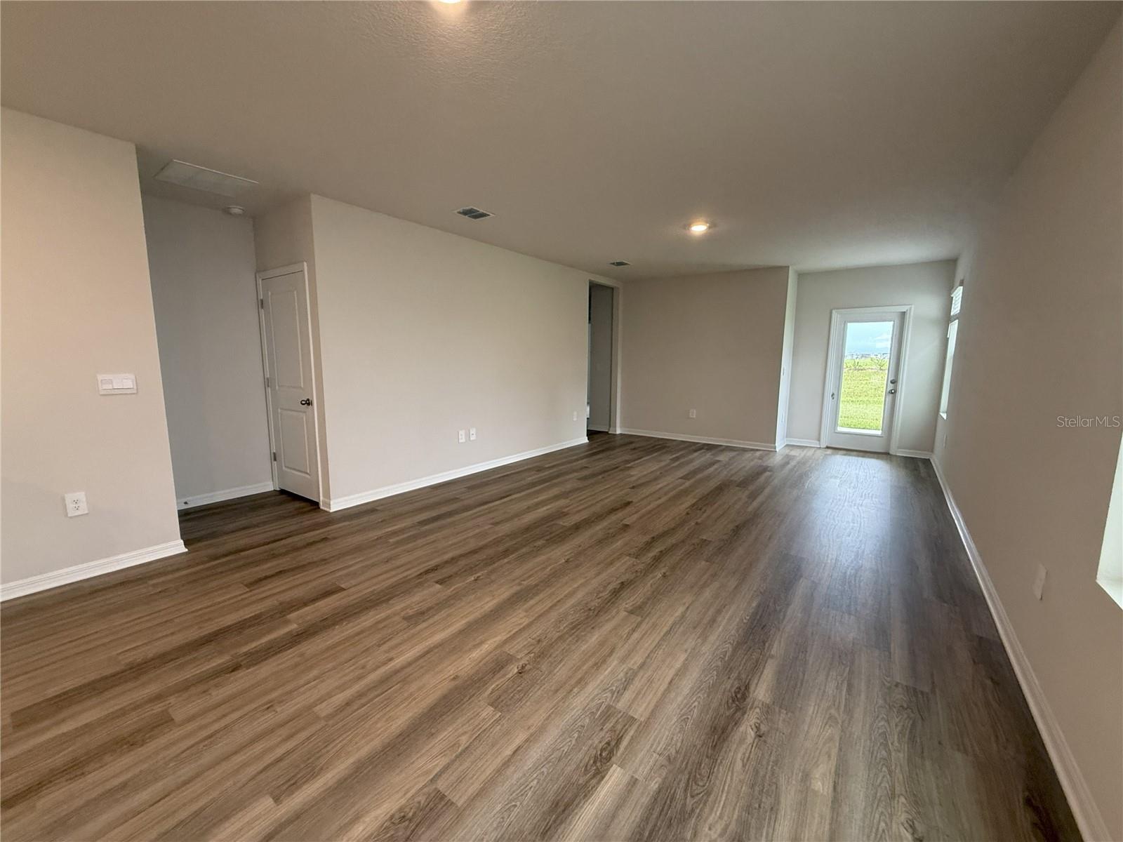 1812 COBB TRAIL