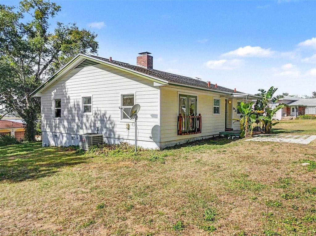 Photo of 1725 Hamilton Street N, Eustis, FL 32726 (MLS # G5107341)