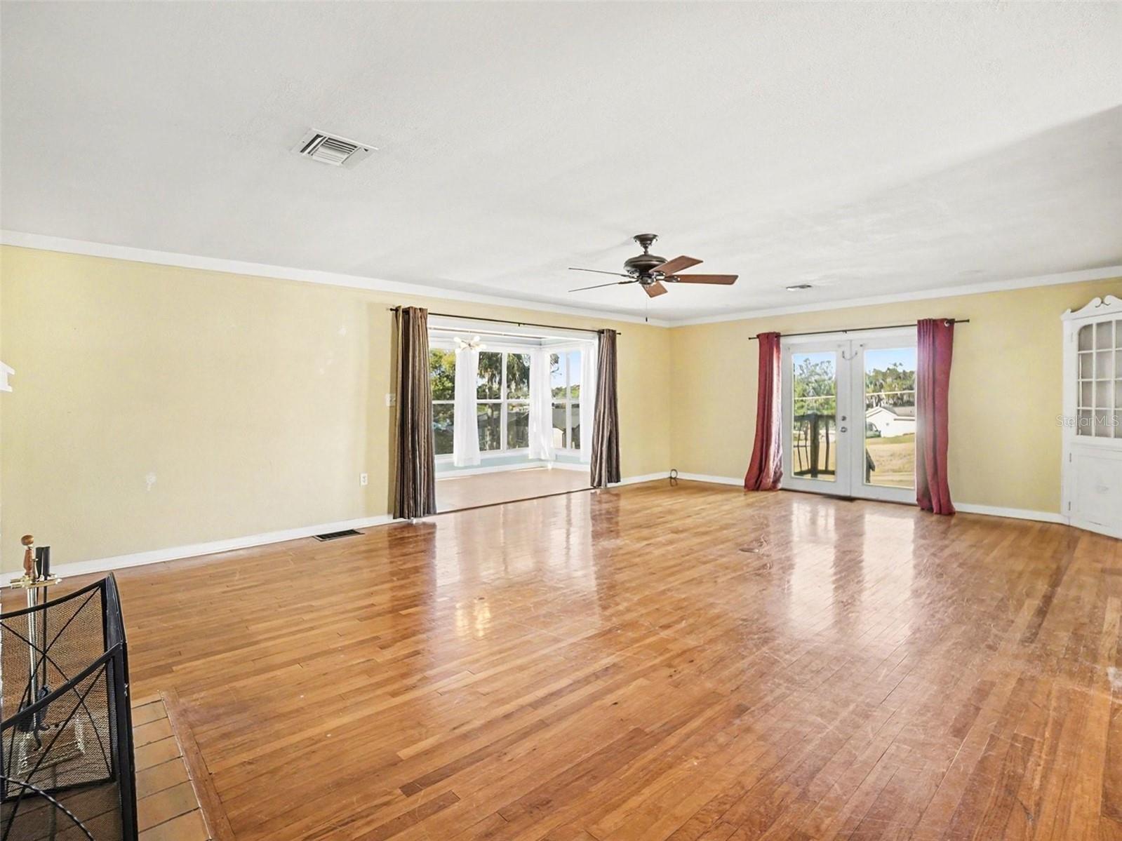 EUSTIS EL CERITO - Residential